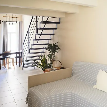 Simoarnohome アパート